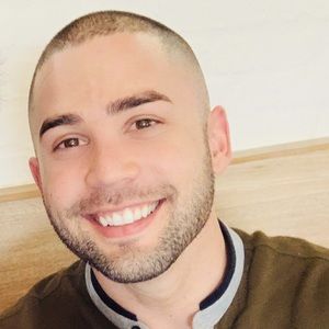 Meet your Posher, Miles